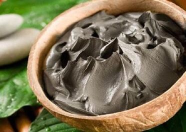 Treatment of arthrosis with mud